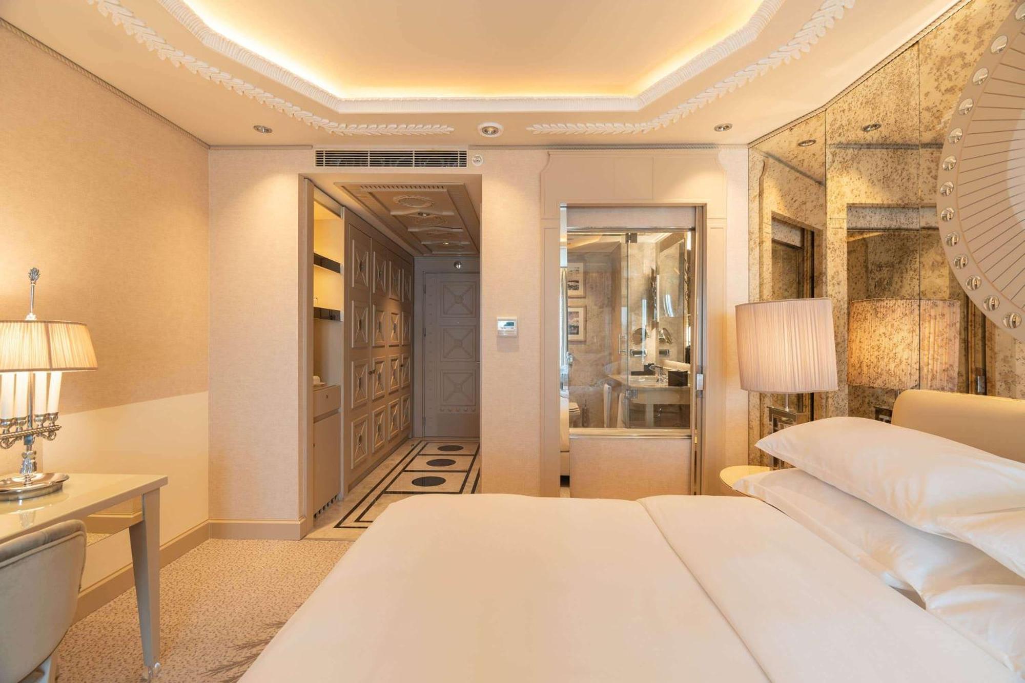 Wyndham Grand Istanbul Kalamis Marina Hotel Exterior photo