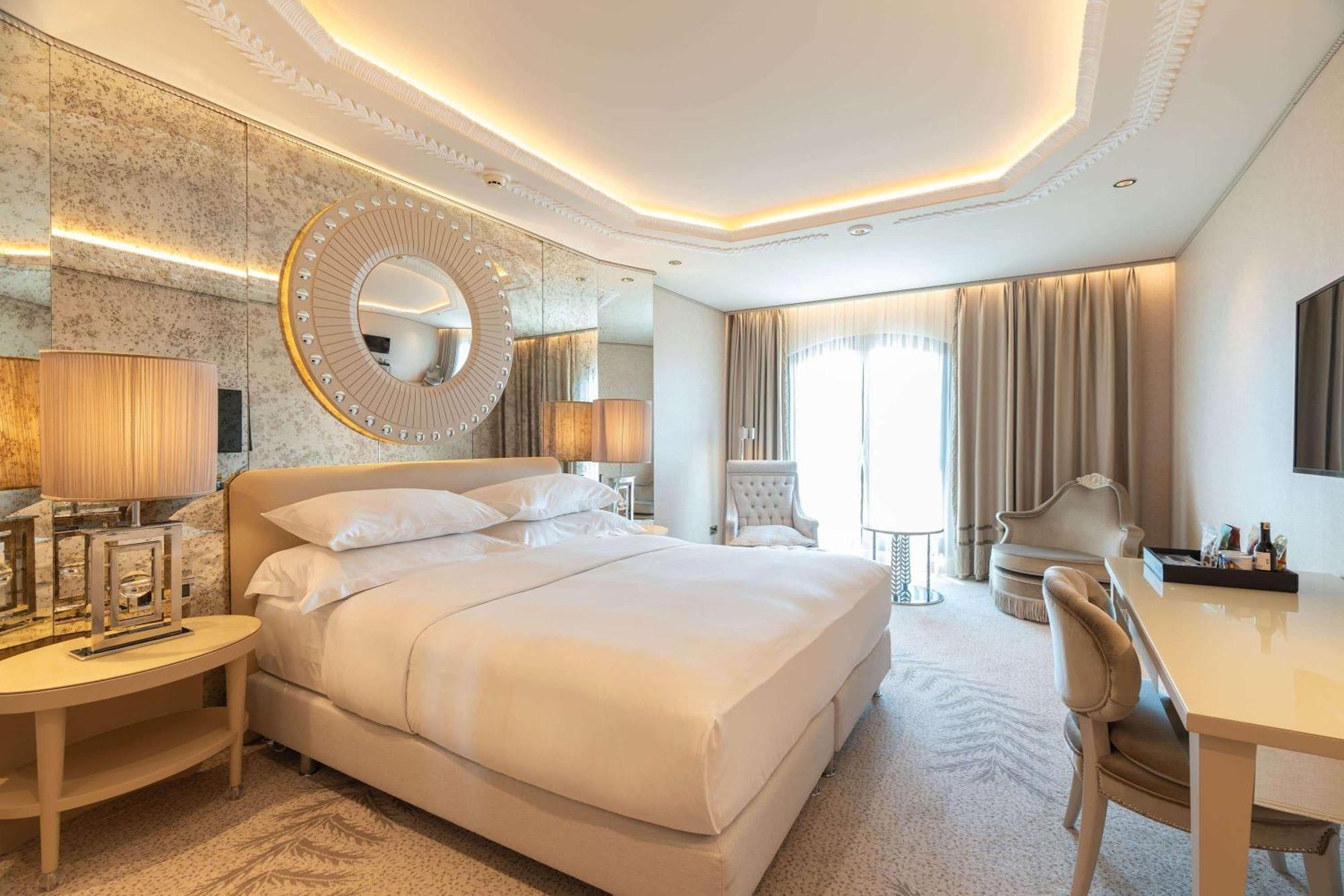 Wyndham Grand Istanbul Kalamis Marina Hotel Exterior photo