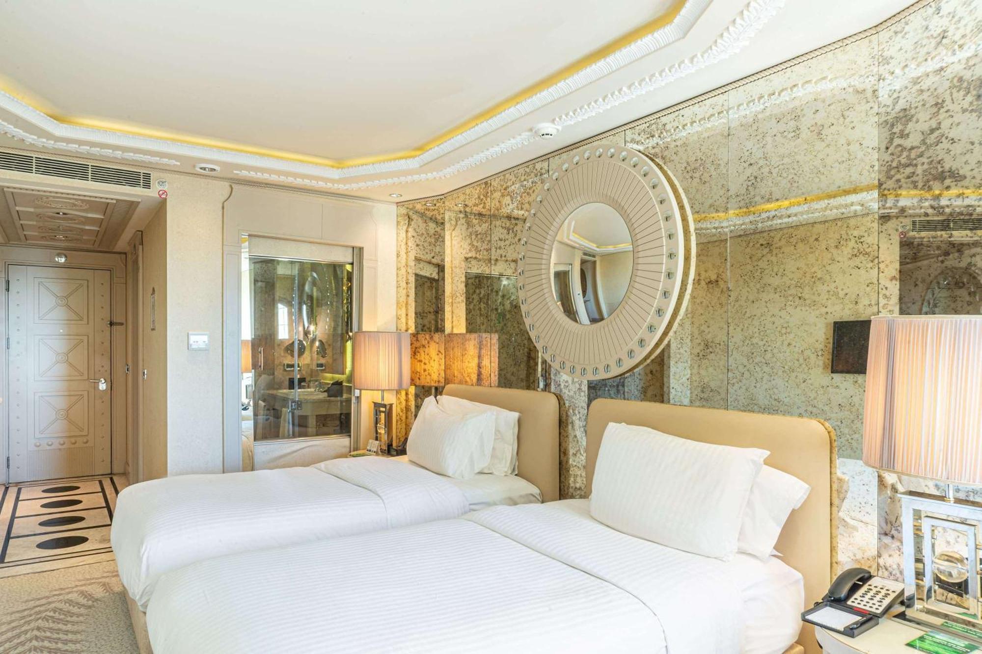 Wyndham Grand Istanbul Kalamis Marina Hotel Exterior photo